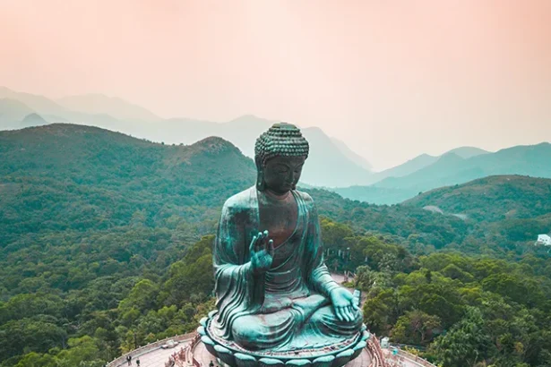 Vibrant Hong Kong: Where Tradition Meets Modernity